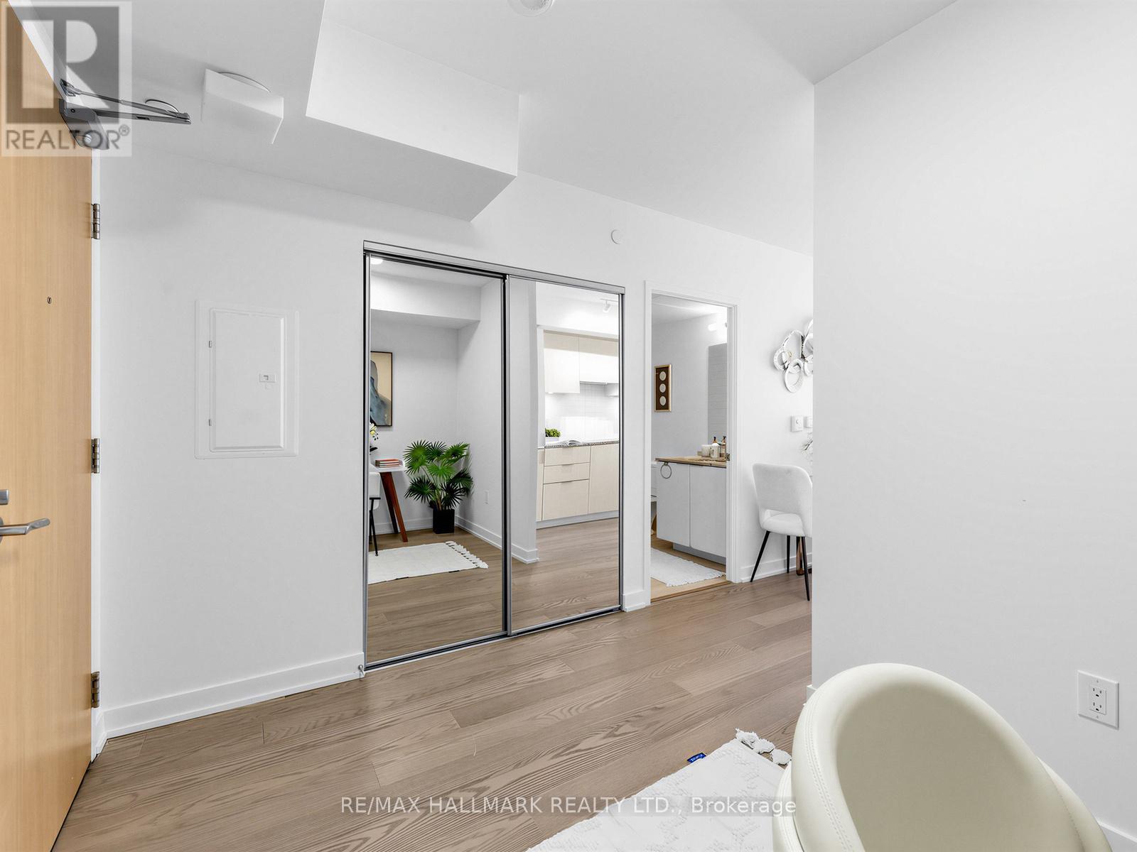 #3909 11 WELLESLEY STREET W - 19
