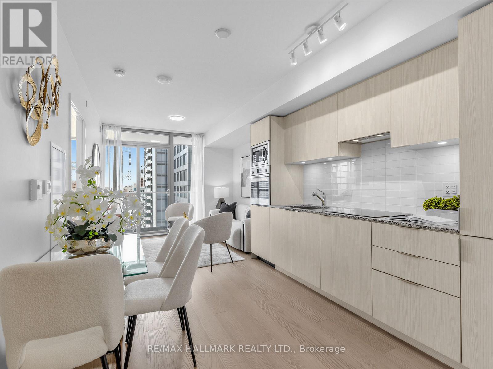 #3909 11 WELLESLEY STREET W - 3