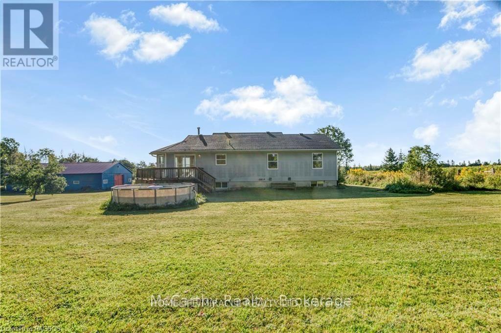 682093 260 SIDE ROAD - 5