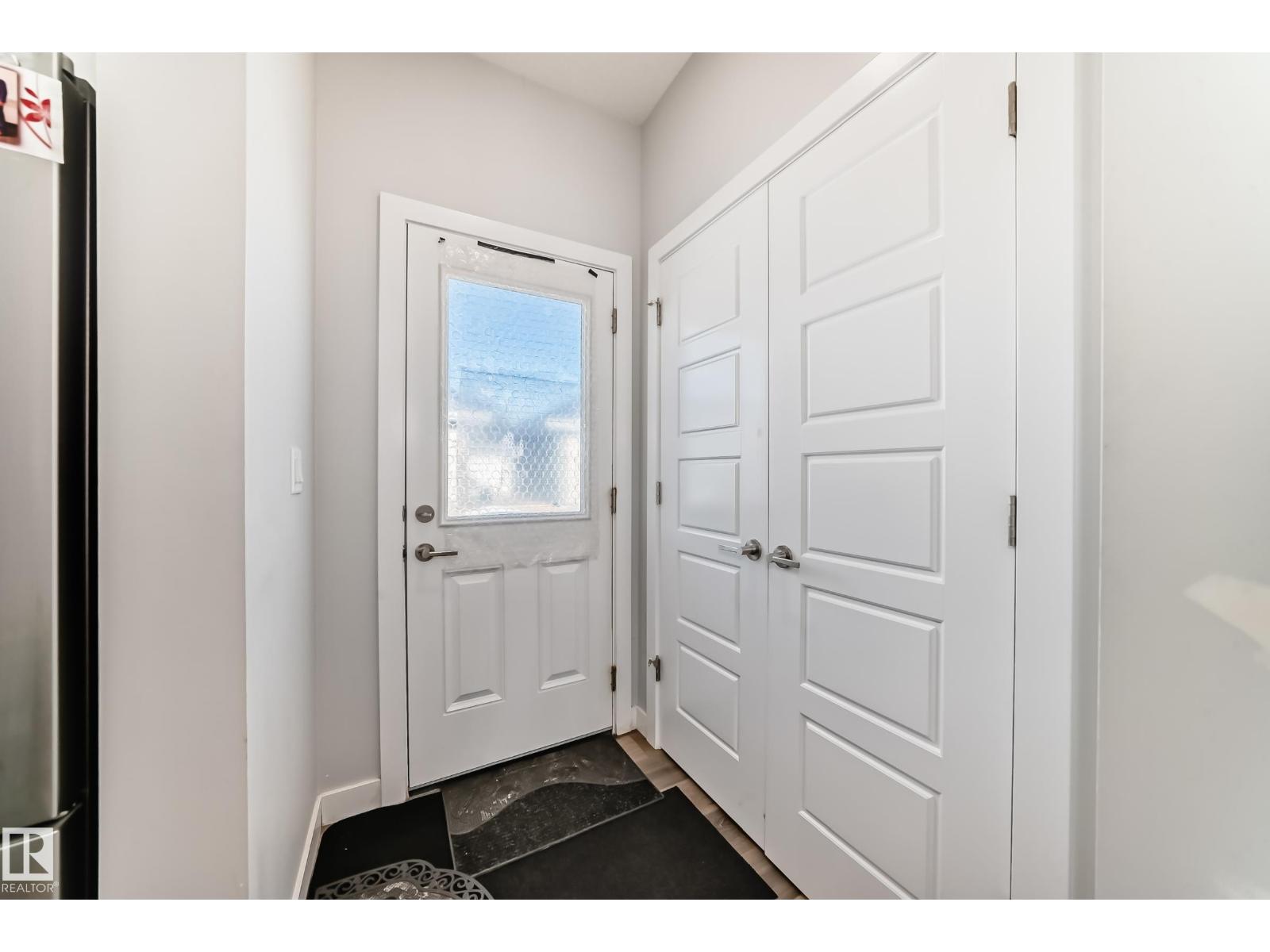 572 GLENRIDDING RAVINE DR SW - 23