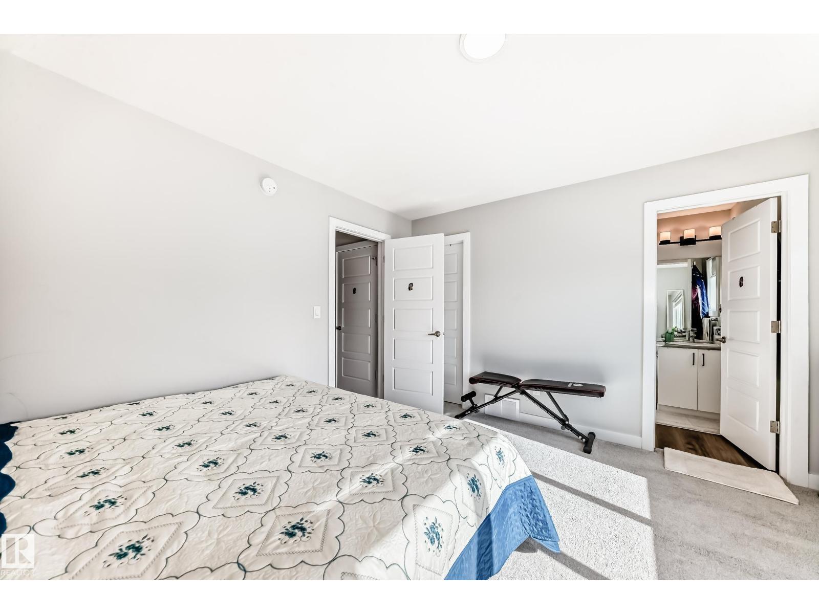 572 GLENRIDDING RAVINE DR SW - 26