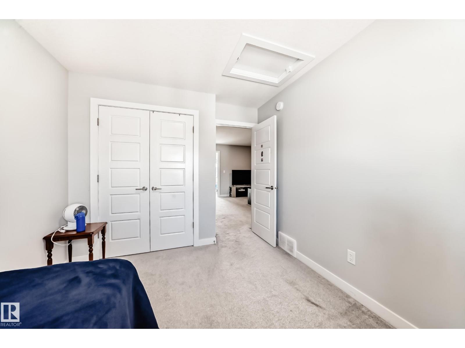 572 GLENRIDDING RAVINE DR SW - 33
