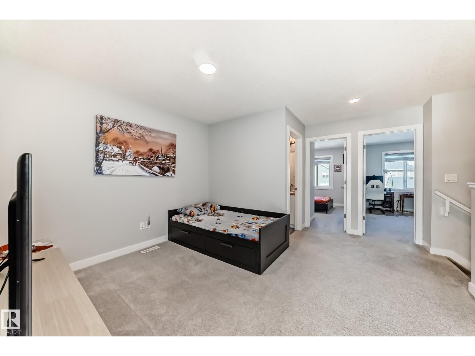 572 GLENRIDDING RAVINE DR SW - 37