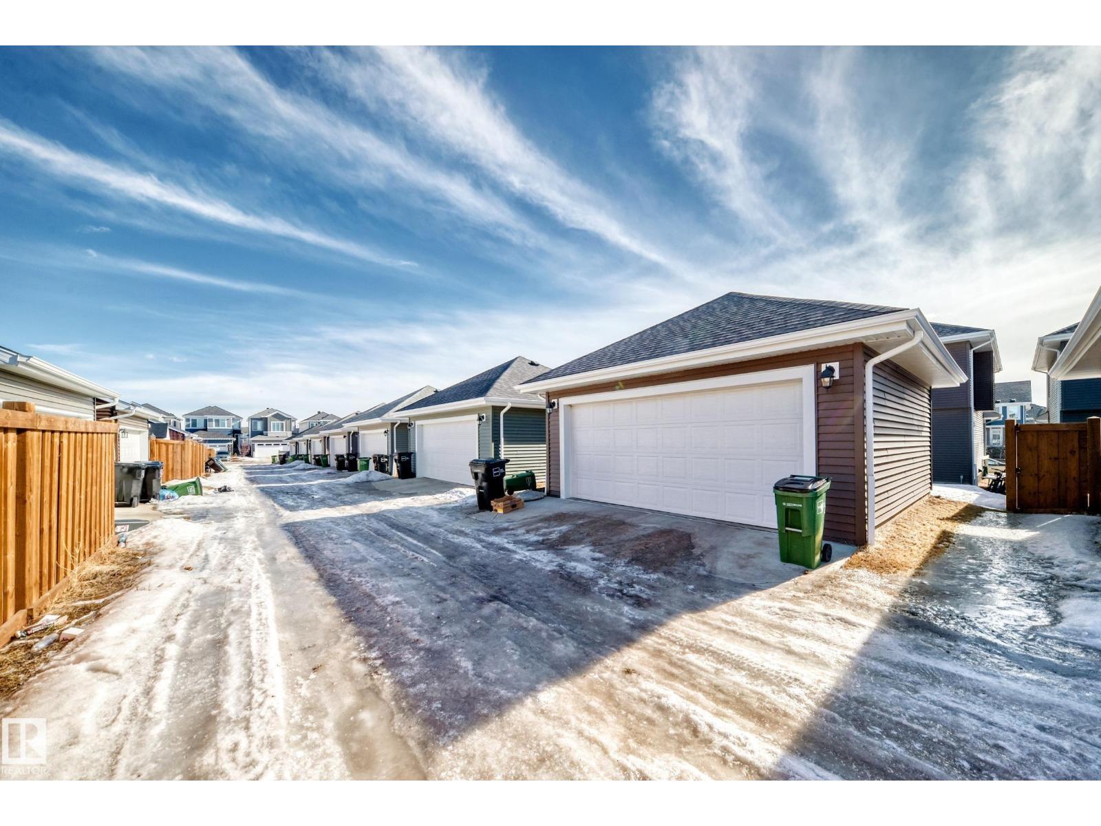 572 GLENRIDDING RAVINE DR SW - 57