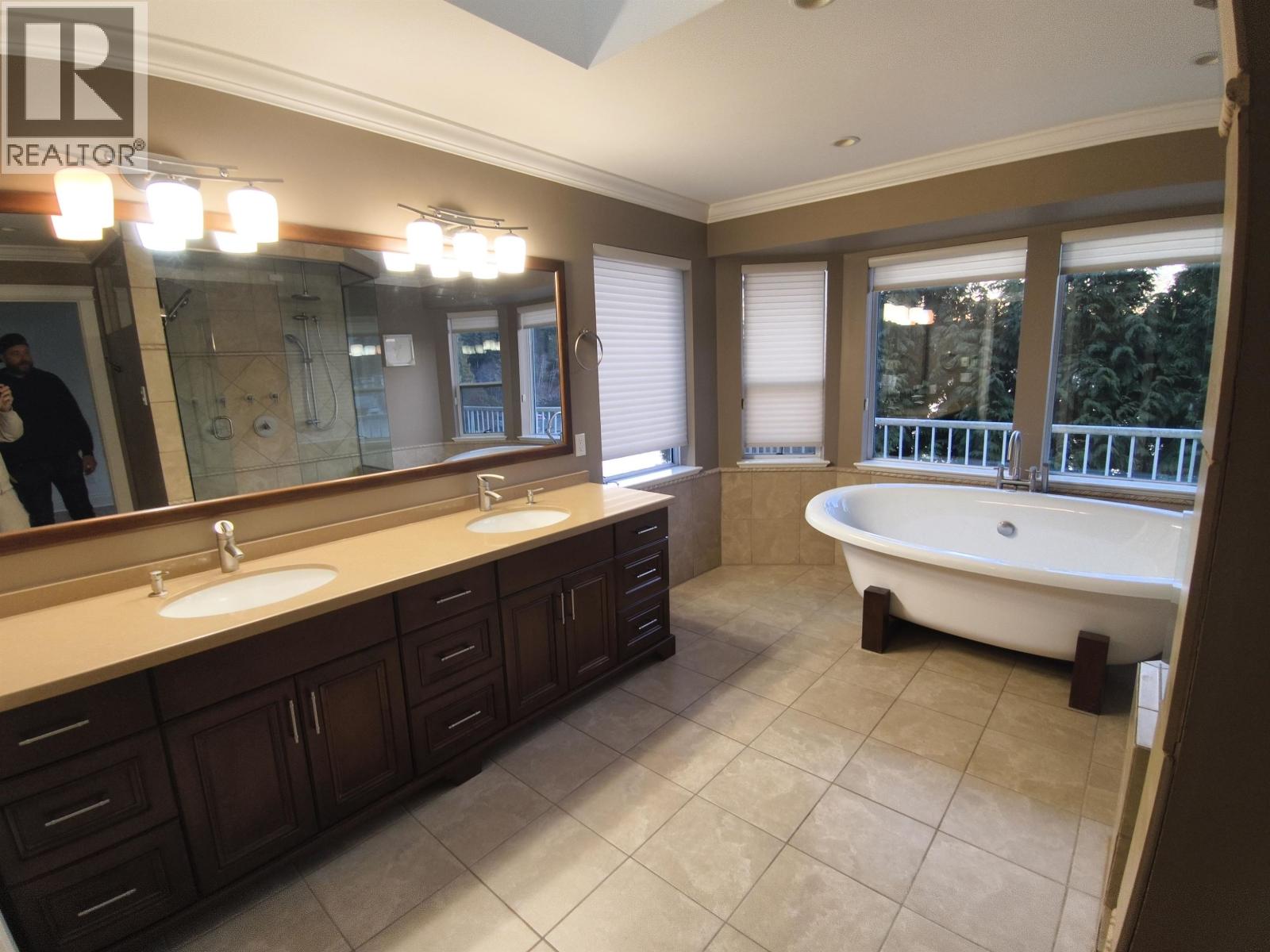 Upper 4xxx 4643 BELCARRA BAY ROAD, Belcarra