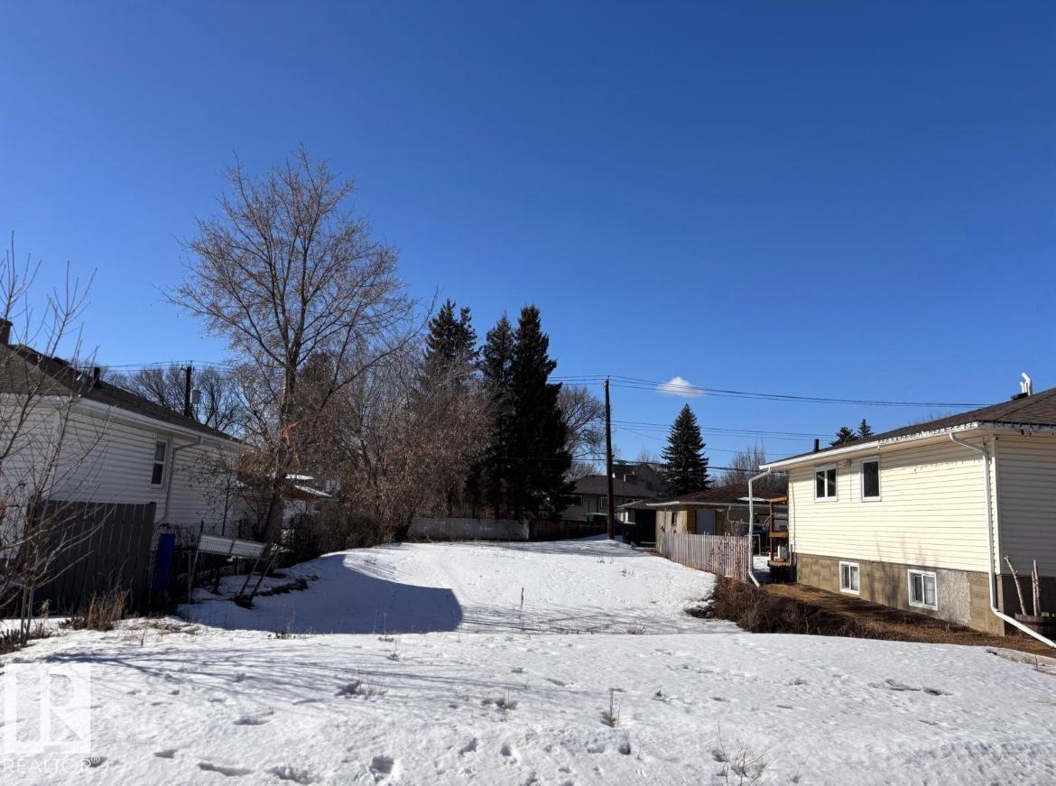 10430 79St NW NW, Edmonton