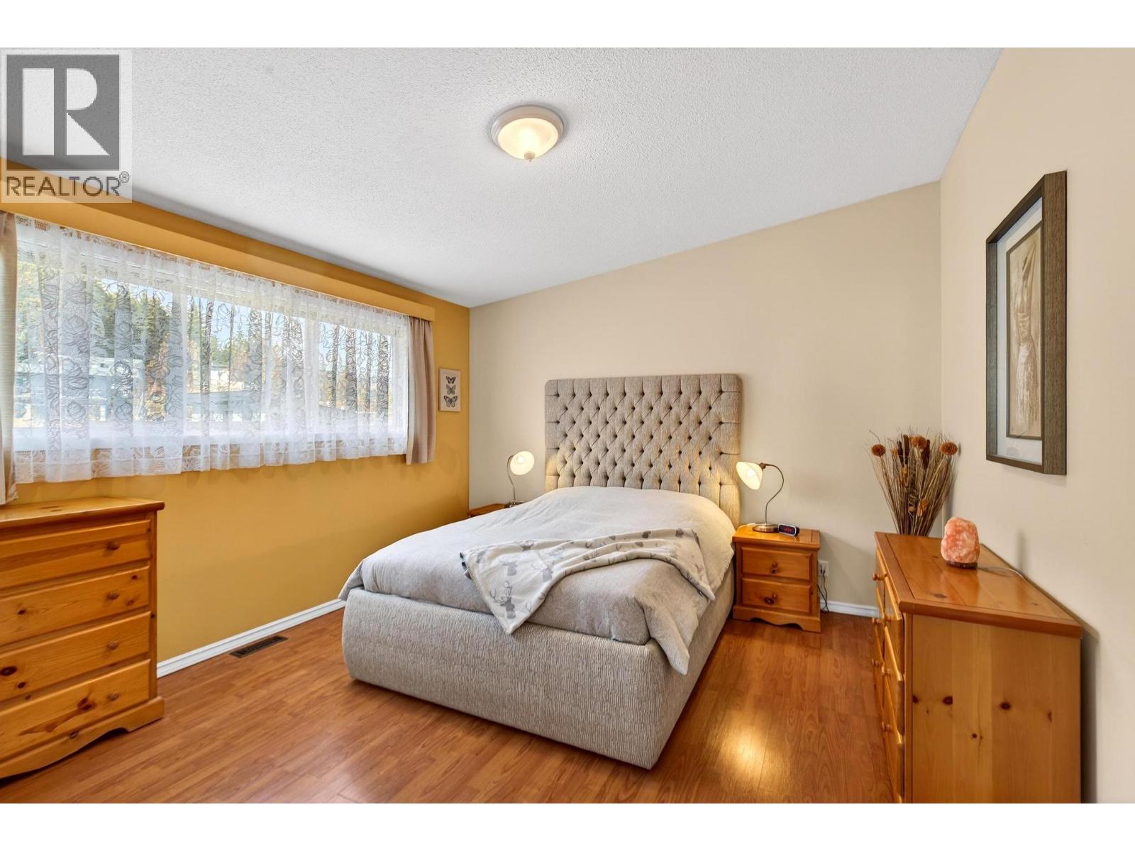  1141 Trevor Drive, West Kelowna