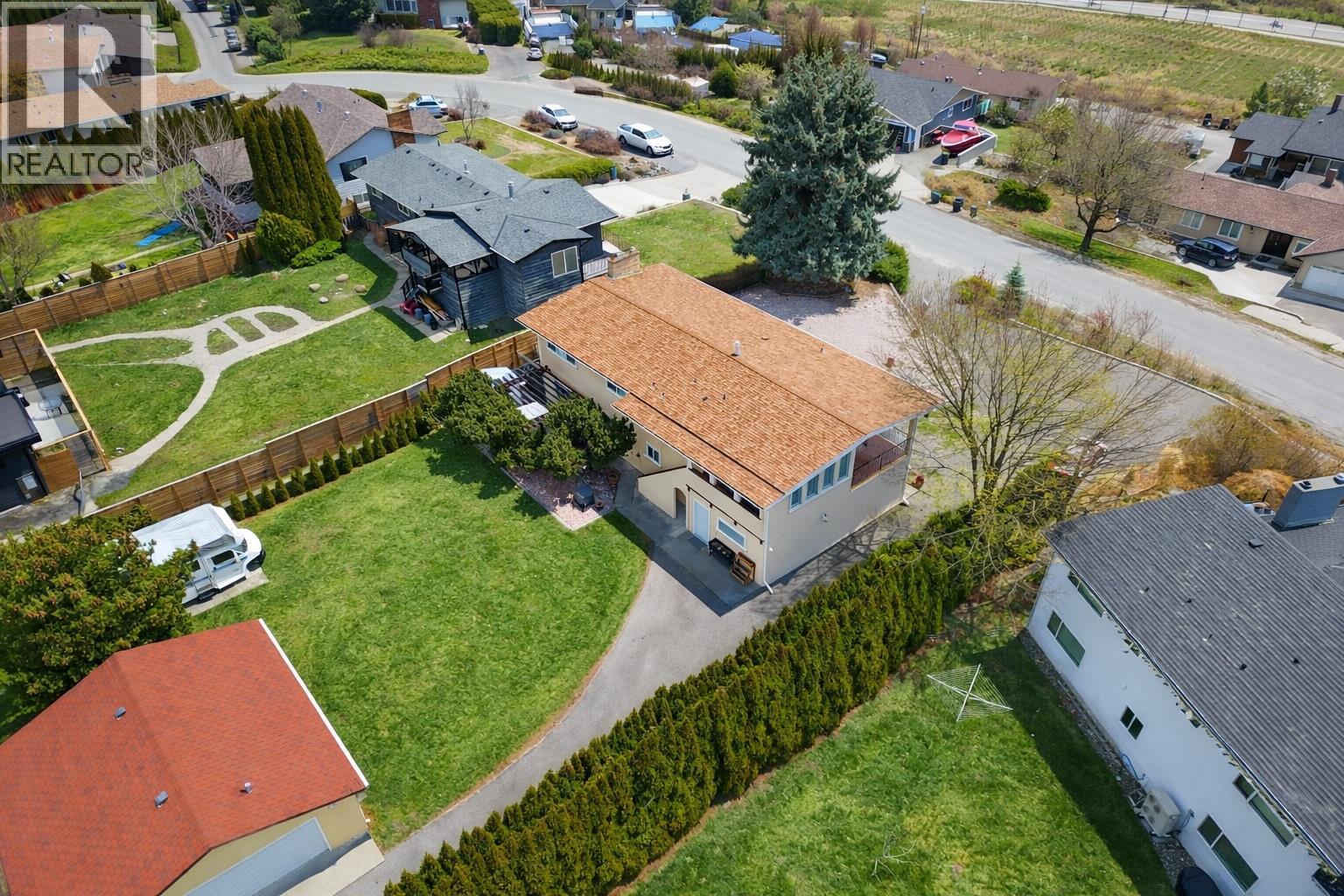  1141 Trevor Drive, West Kelowna