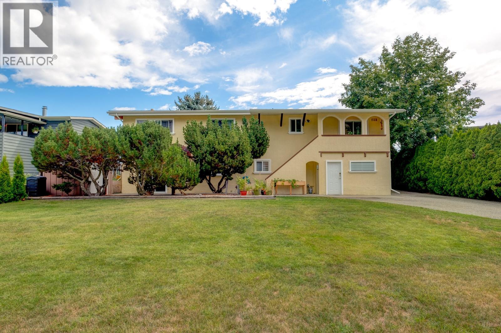  1141 Trevor Drive, West Kelowna