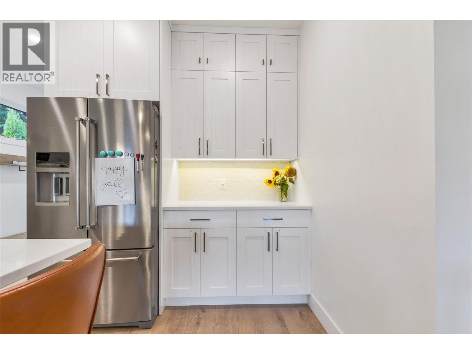 11559 Middleton Court, Lake Country