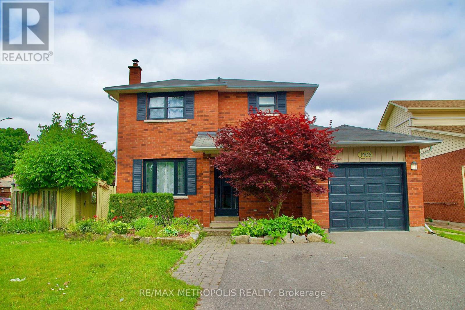 1405 MANITOU DRIVE - 1