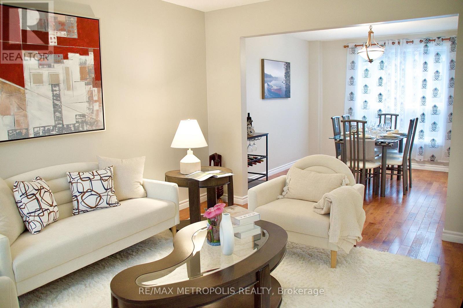 1405 MANITOU DRIVE - 12