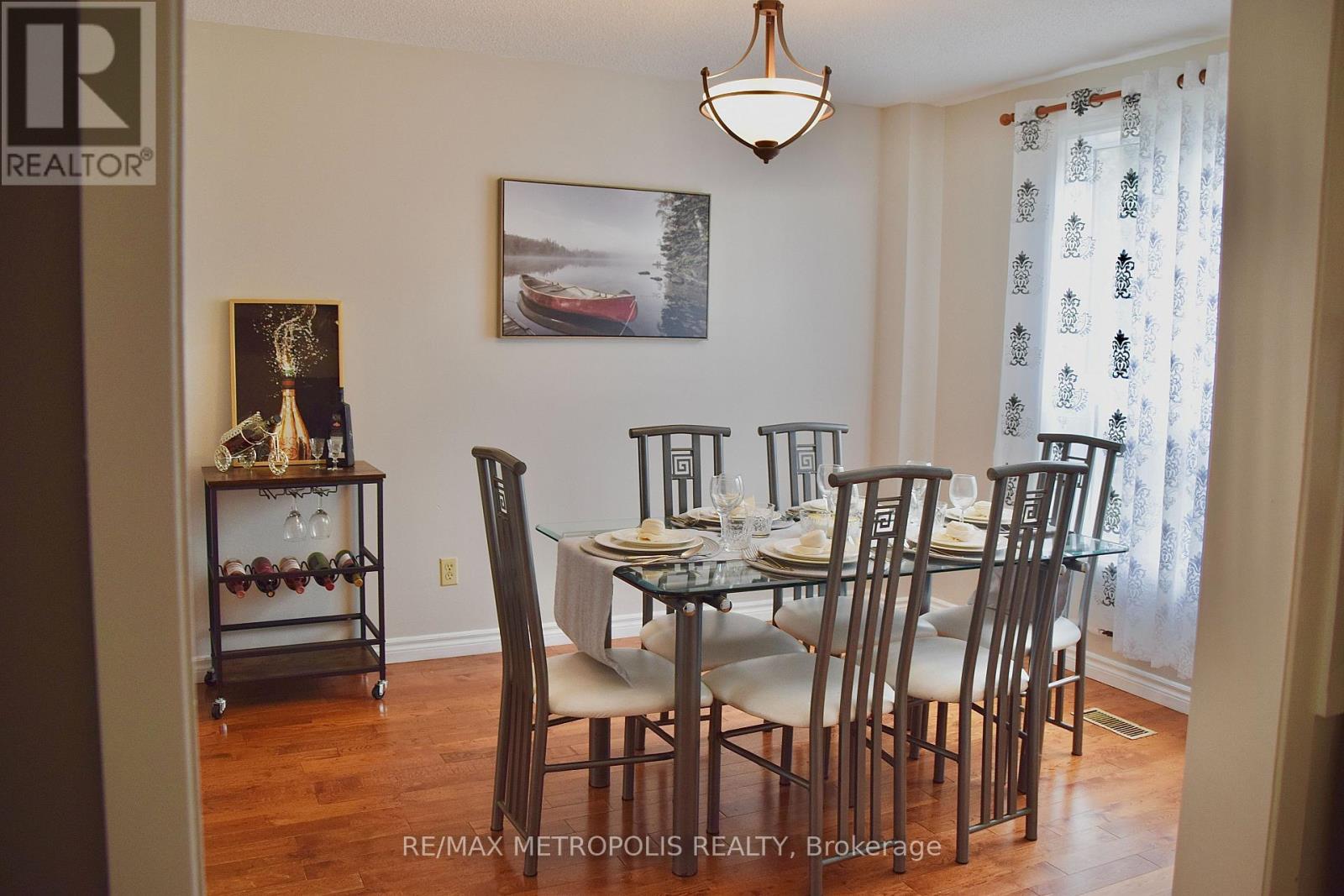 1405 MANITOU DRIVE - 15