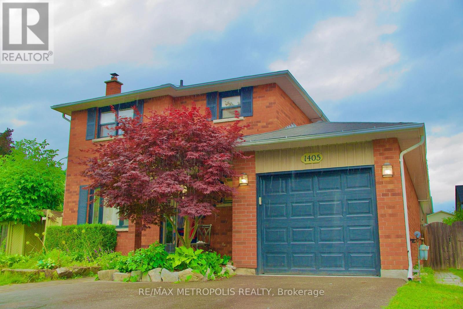 1405 MANITOU DRIVE - 2