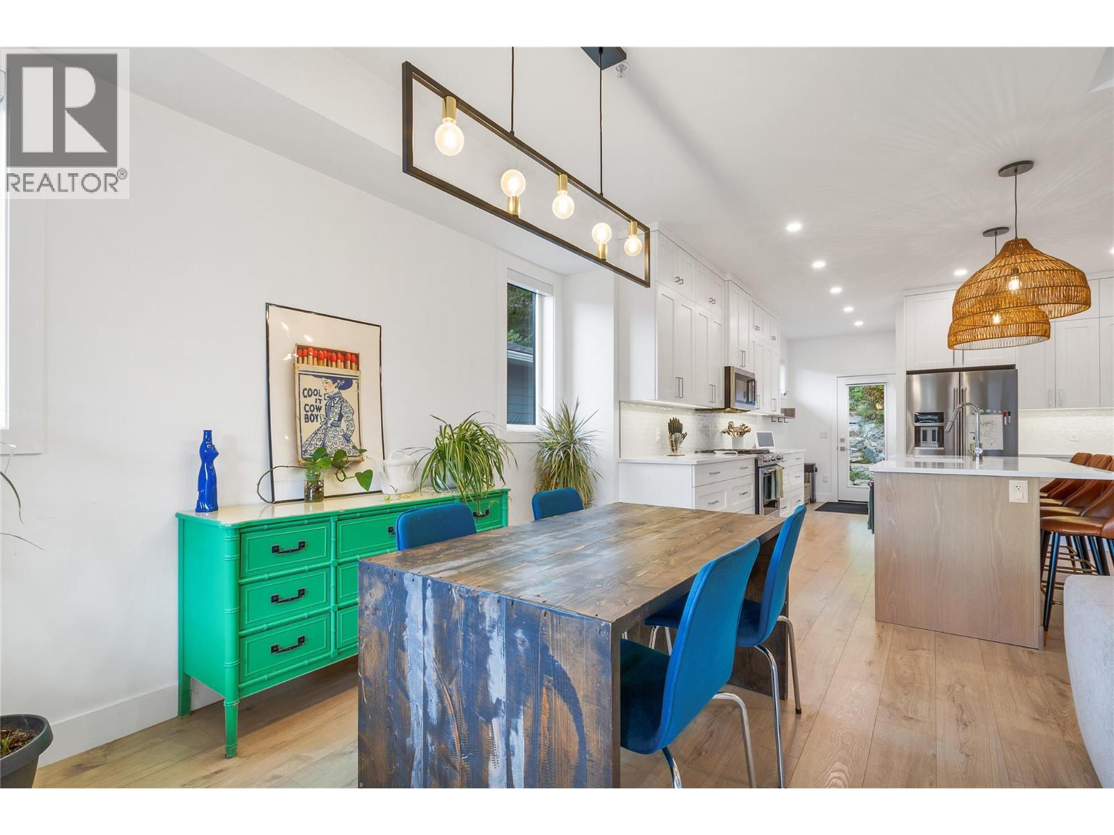 11559 Middleton Court, Lake Country