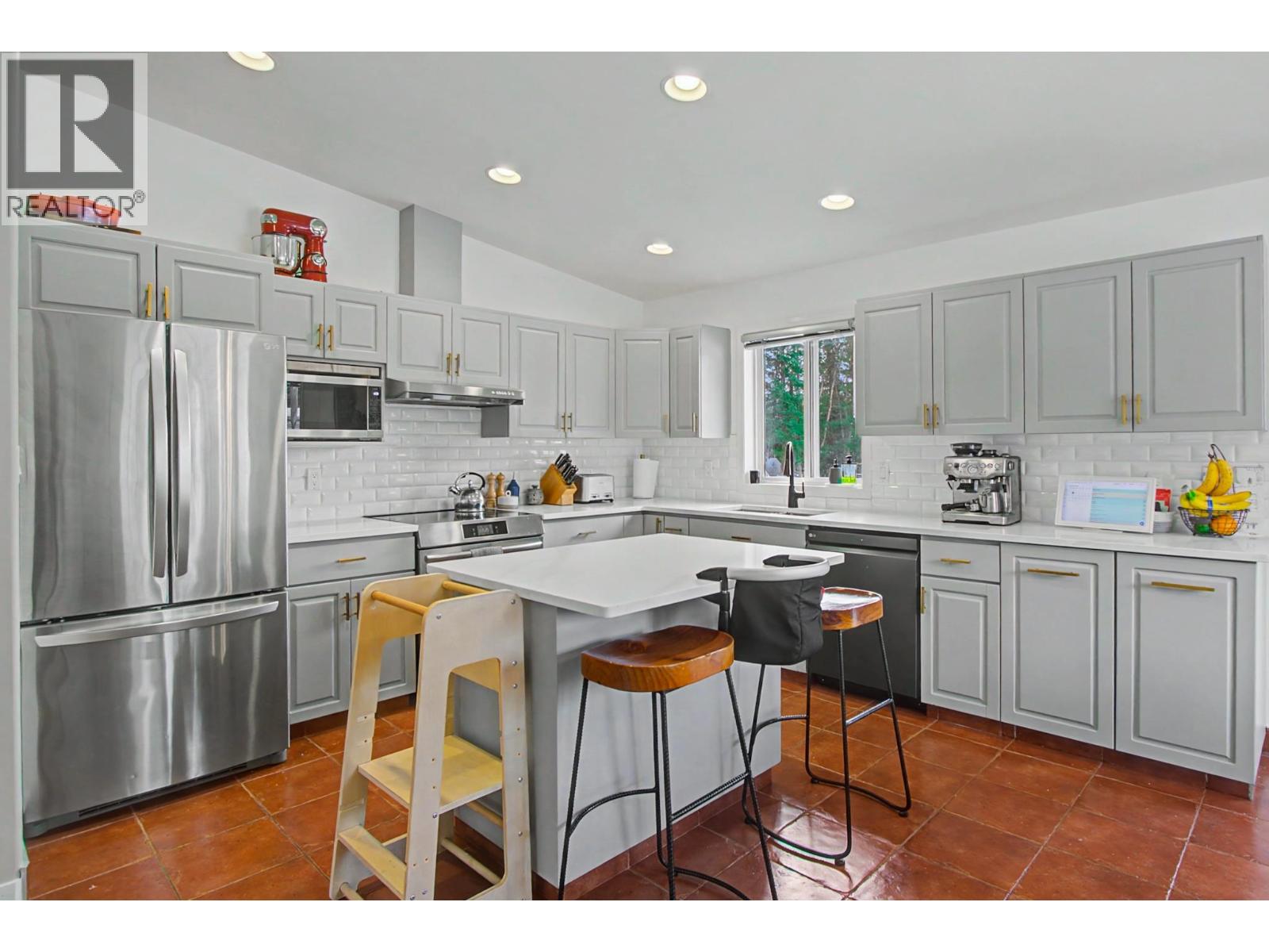 6655 NORTH NECHAKO ROAD - 9