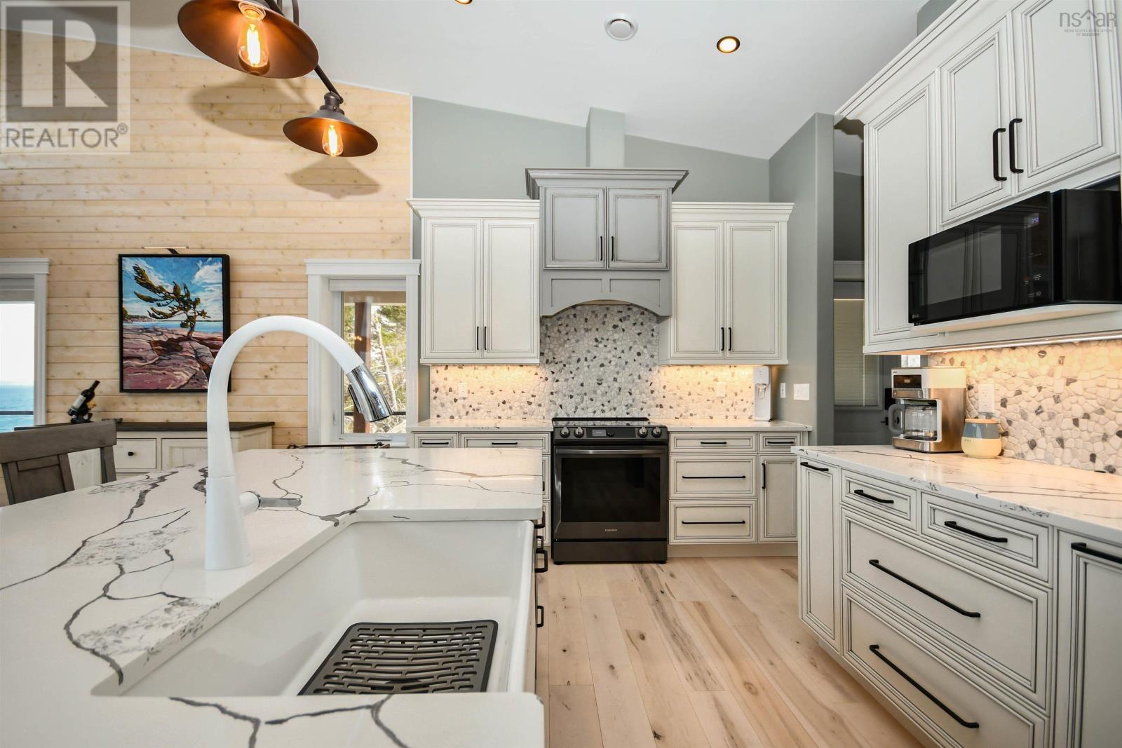 Property 11 of 41 of 1907 Highway 329