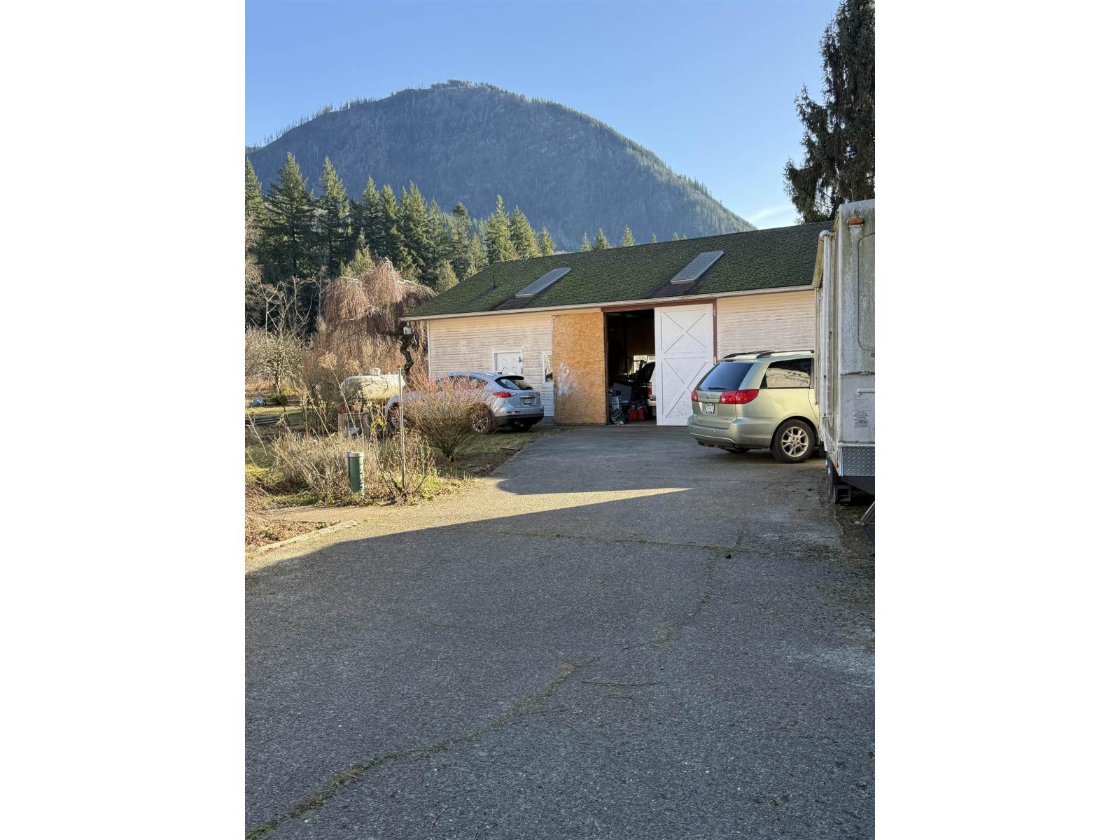 290 COLTER ROAD, Columbia Valley, Columbia Valley