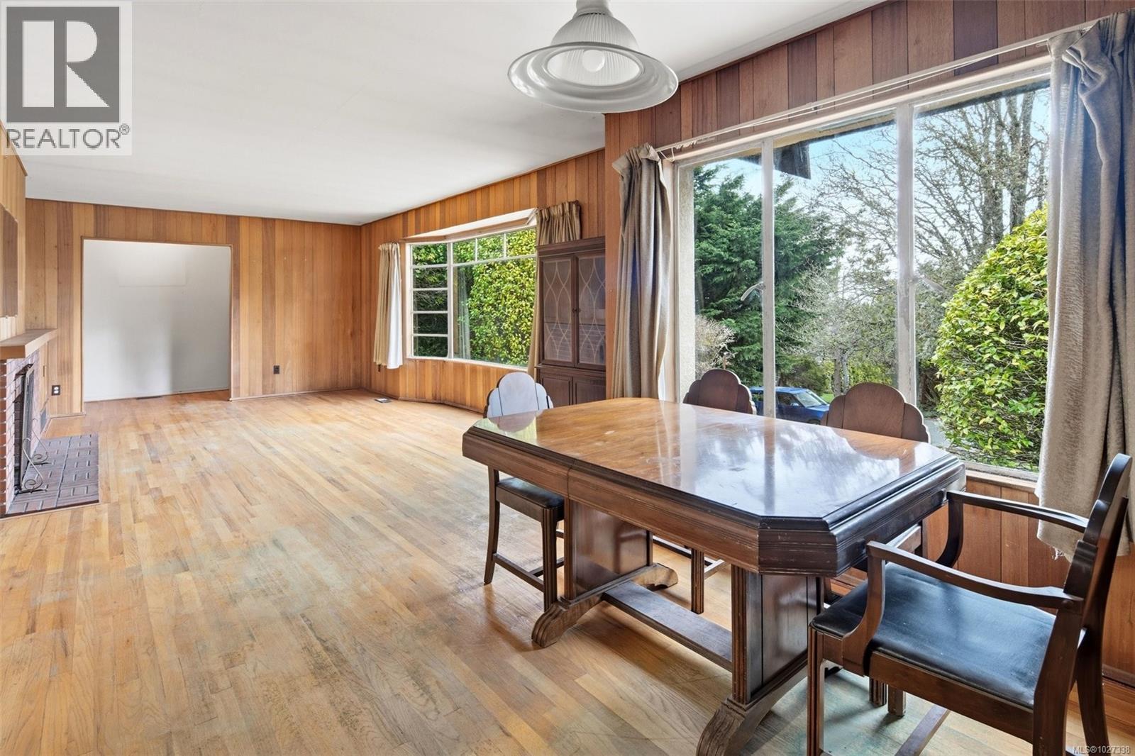 3984 HOLLYDENE PL - 13