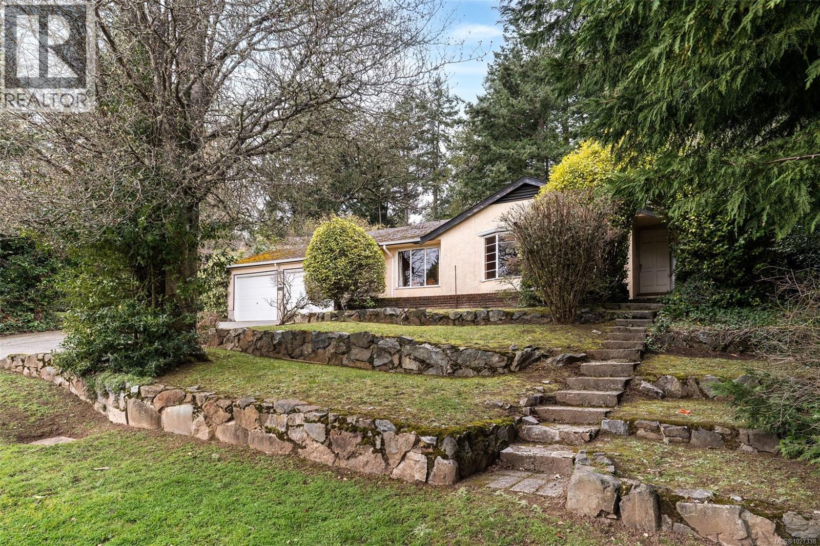 3984 HOLLYDENE PL - 7