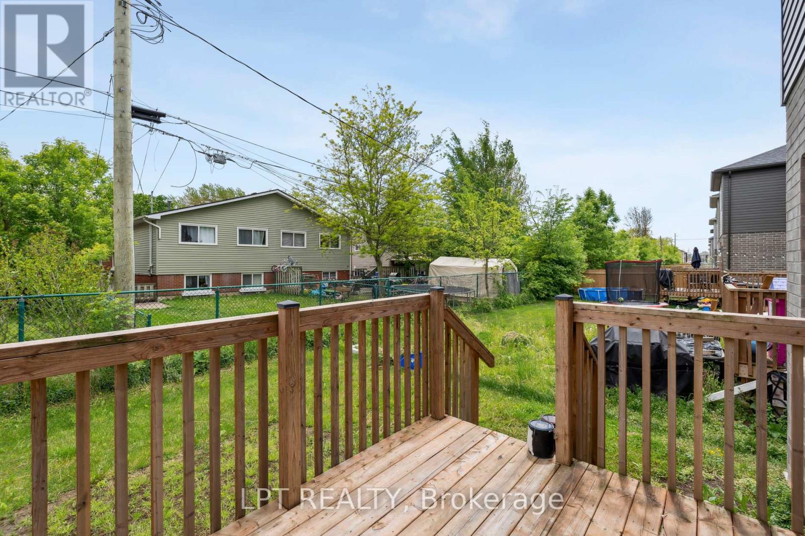 217 LOUISE STREET - 30