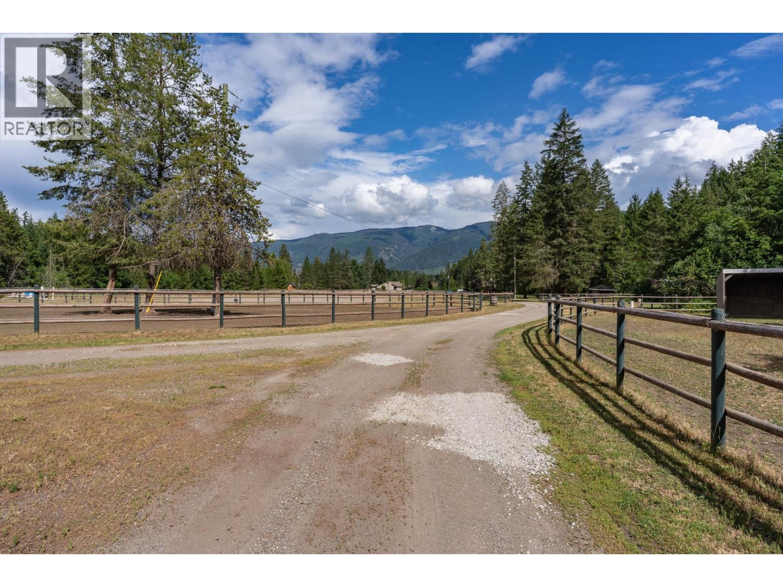 4452 Sleepy Hollow Road, Armstrong