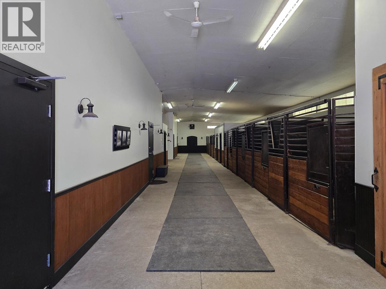 4452 Sleepy Hollow Road, Armstrong