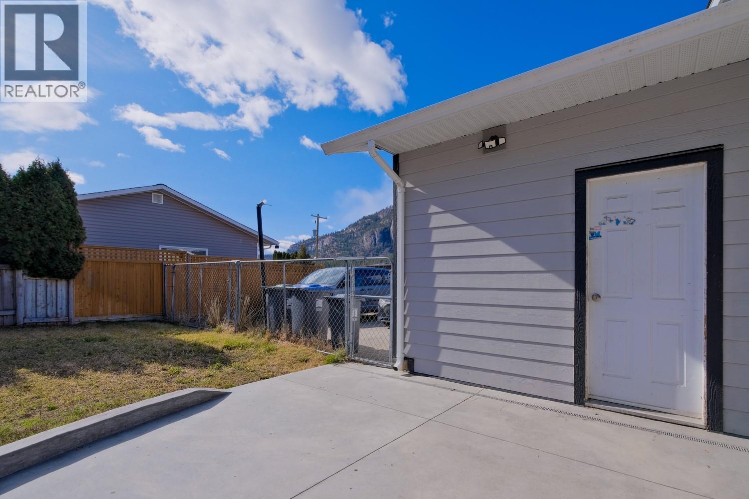  3157 VASEUX LAKE Crescent, Okanagan Falls