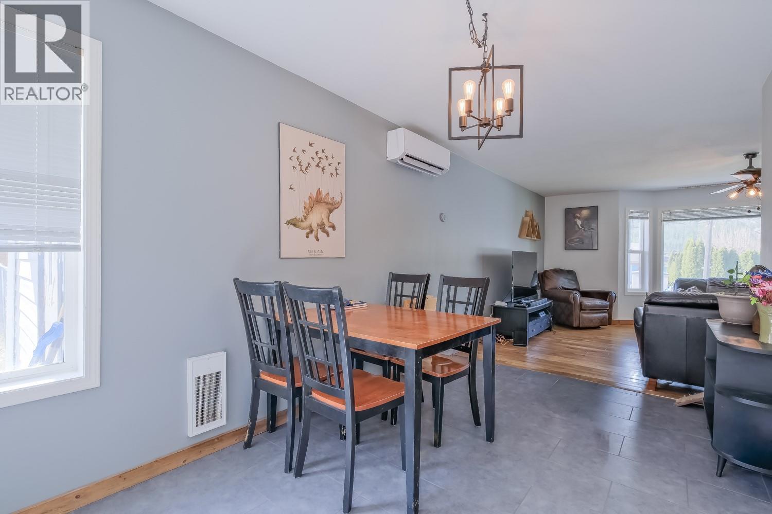  3157 VASEUX LAKE Crescent, Okanagan Falls