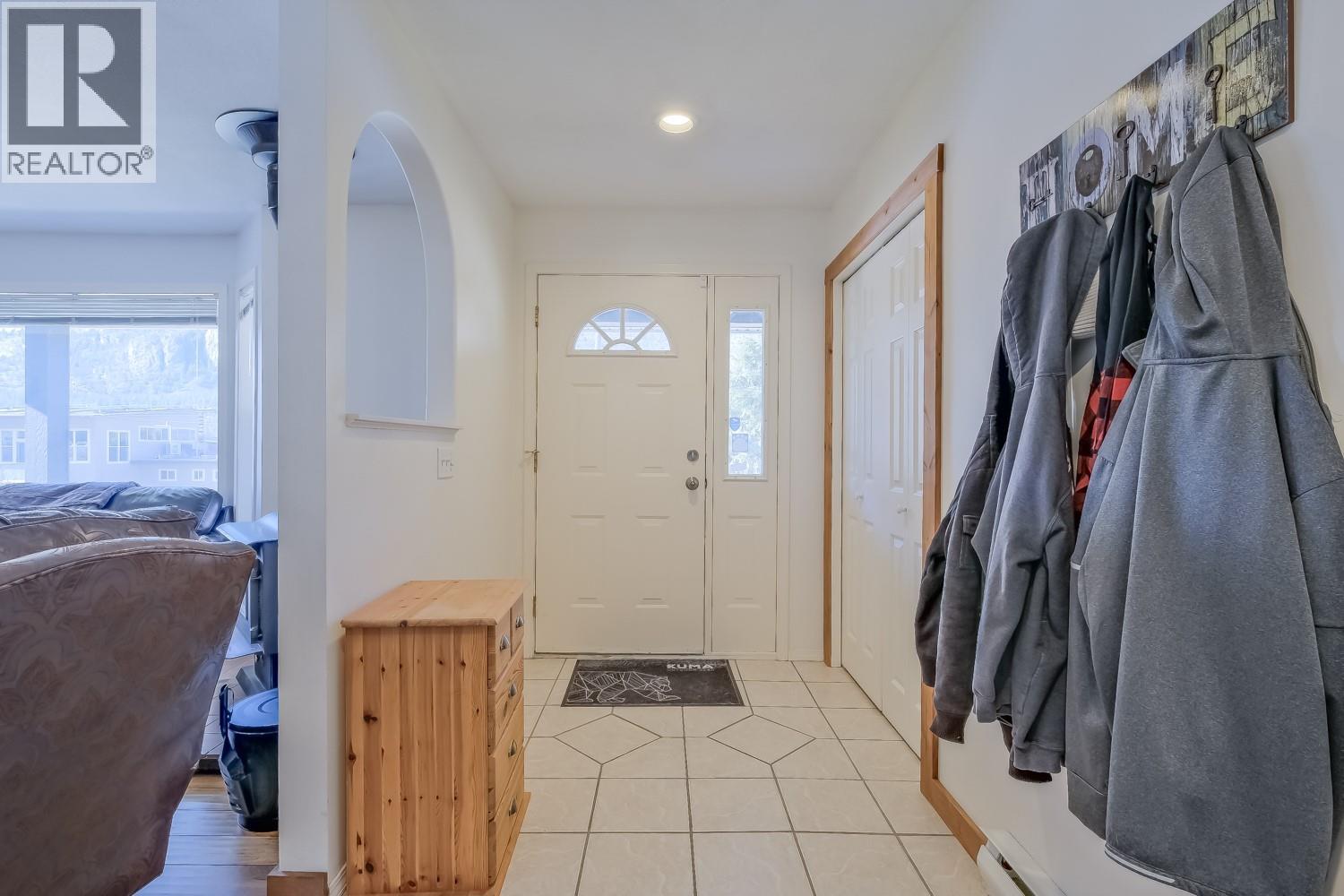  3157 VASEUX LAKE Crescent, Okanagan Falls