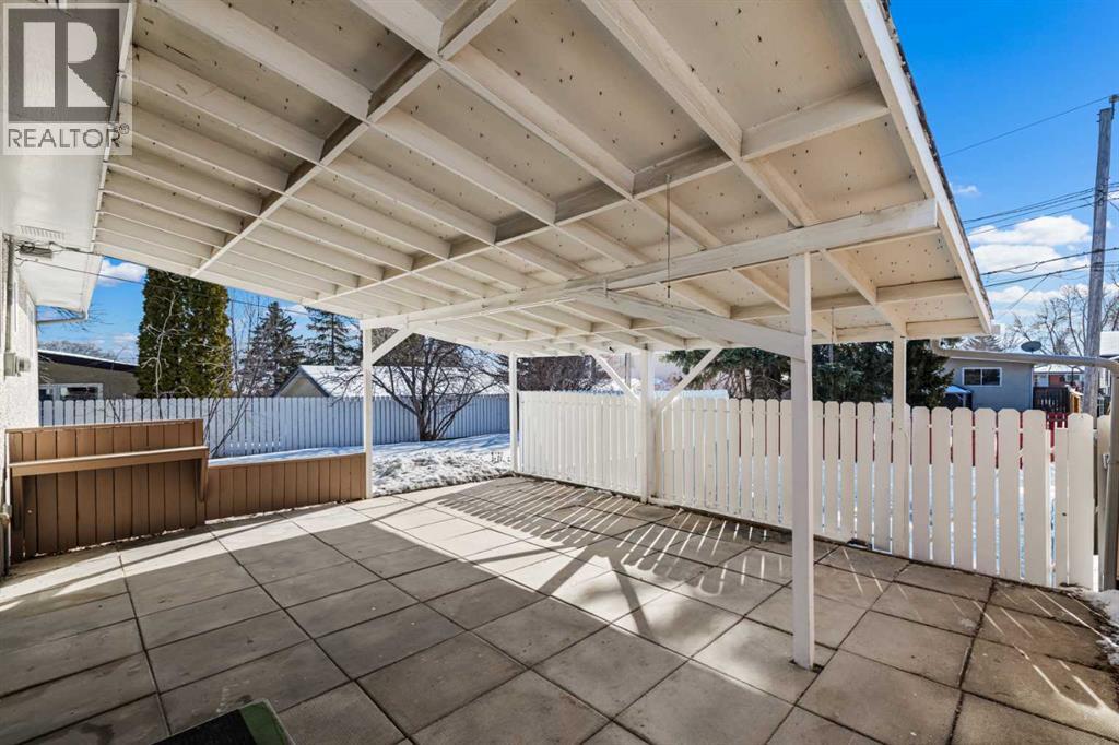 Single Family House Bungalow for Sale in  Hunterston Place NW Huntington Hills Calgary 