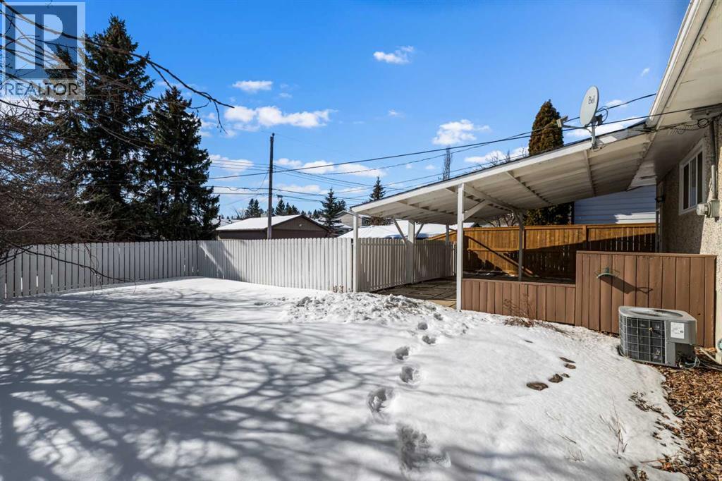 Single Family House Bungalow for Sale in  Hunterston Place NW Huntington Hills Calgary 