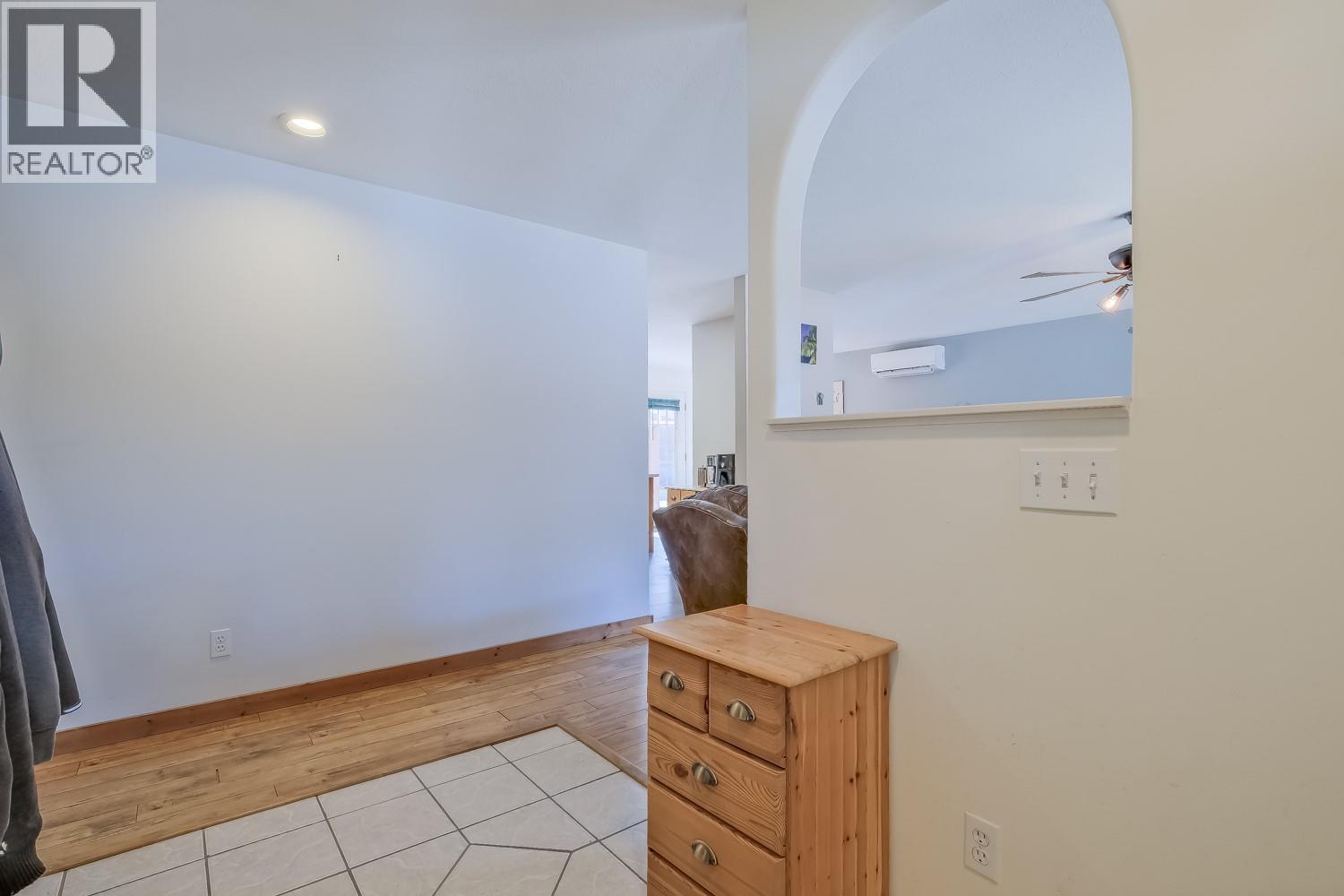  3157 VASEUX LAKE Crescent, Okanagan Falls