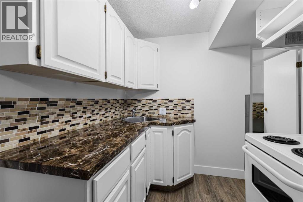 Single Family House Bungalow for Sale in  Hunterston Place NW Huntington Hills Calgary 