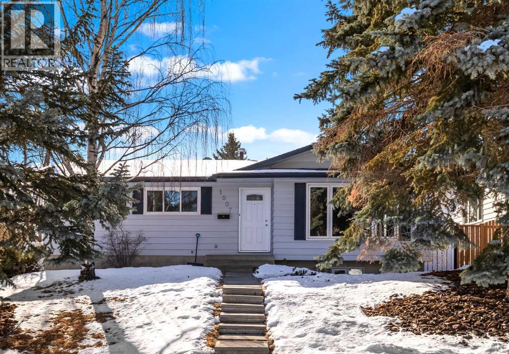 1007 Hunterston Place NW, Calgary, Alberta