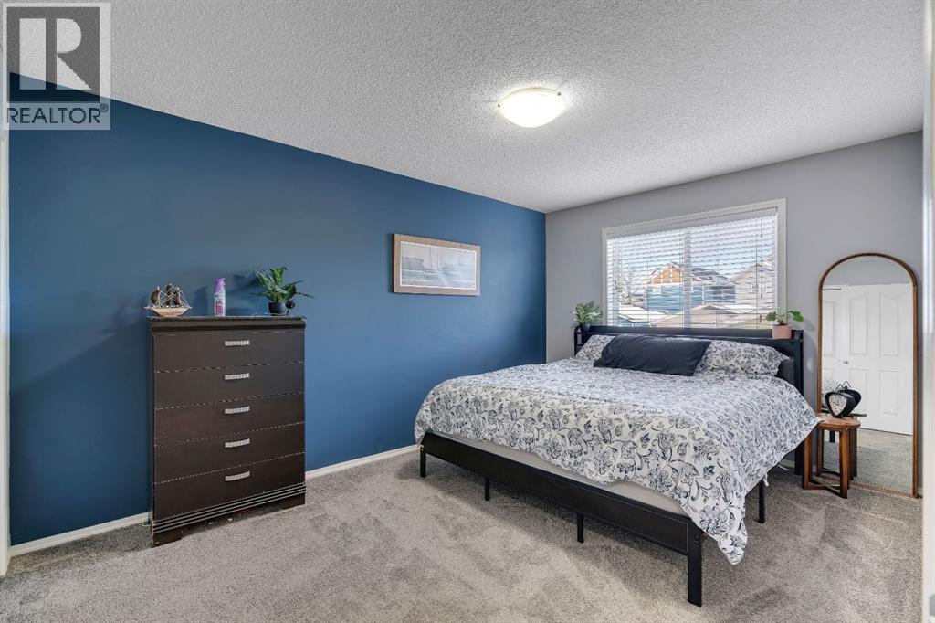 Single Family House Bi-level for Sale in  Silverado Plains Circle SW Silverado Calgary 