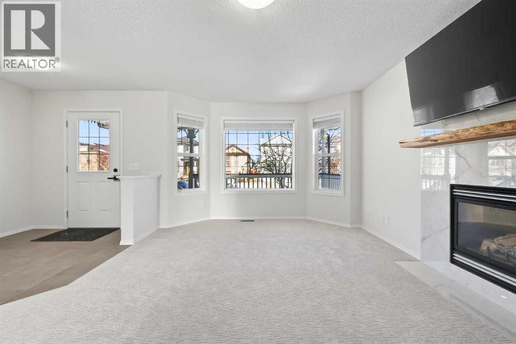 Single Family House for Sale in  Evermeadow Road SW Evergreen Calgary 