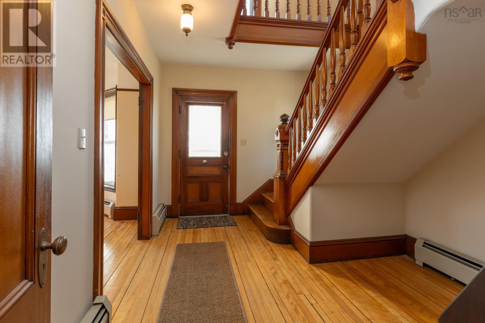 Property 10 of 38 of 1833 Highway 1