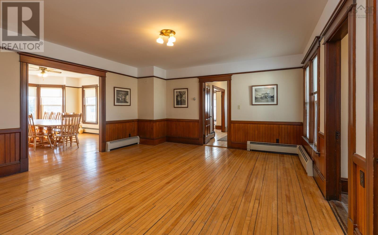 Property 16 of 38 of 1833 Highway 1