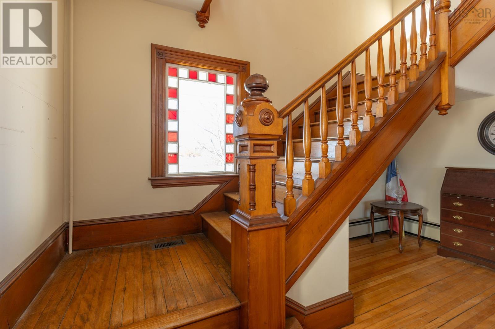 Property 25 of 38 of 1833 Highway 1