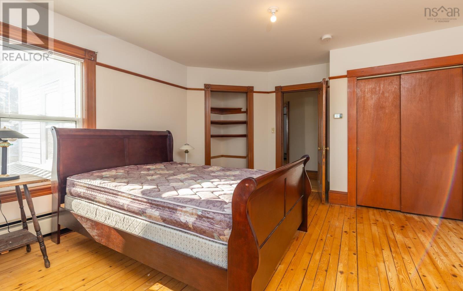 Property 37 of 38 of 1833 Highway 1