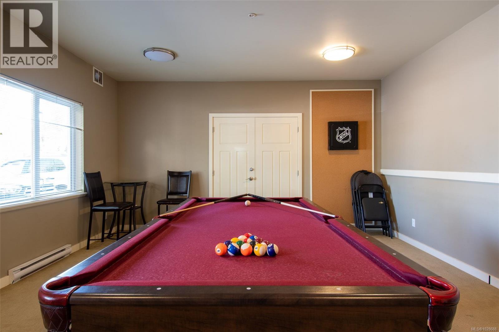 209 7088 West Saanich Road, Central Saanich