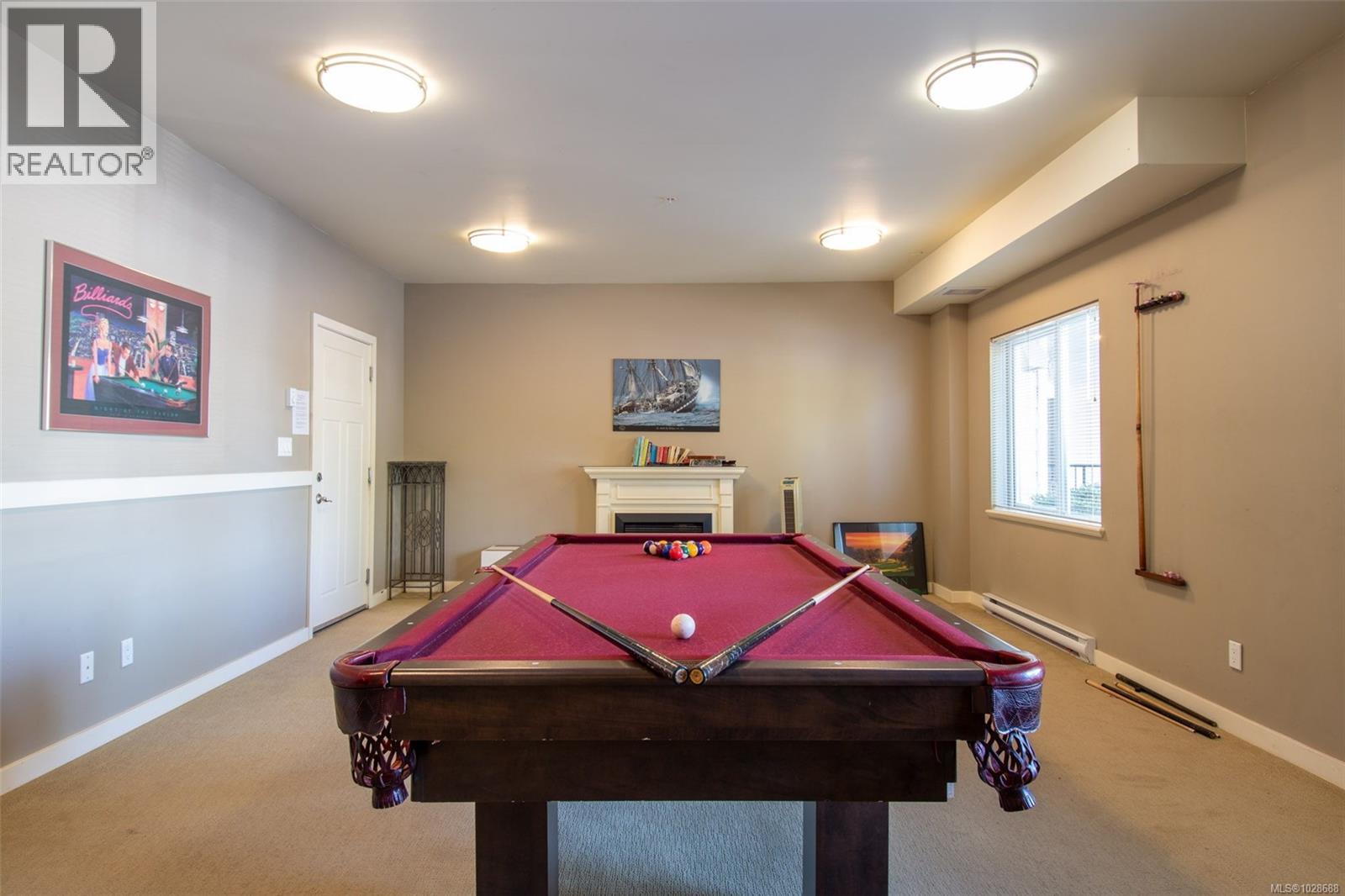 209 7088 West Saanich Road, Central Saanich