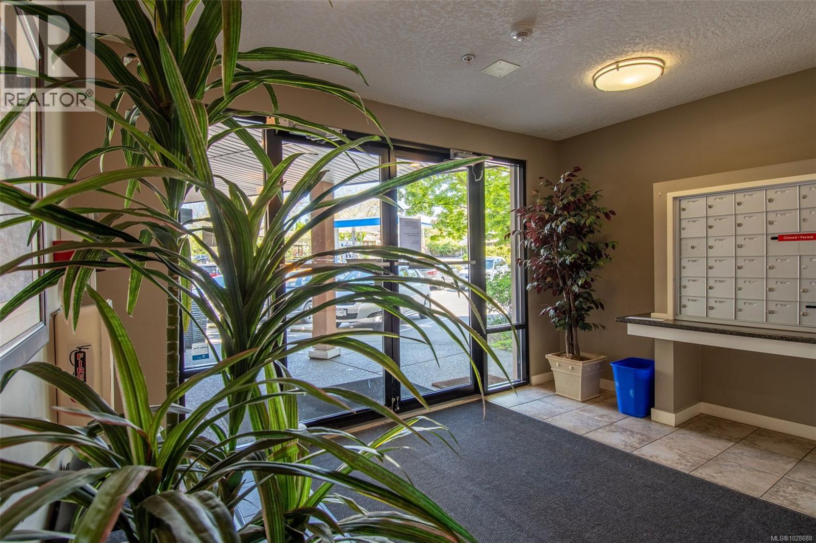 #209 7088 West Saanich Rd - 39
