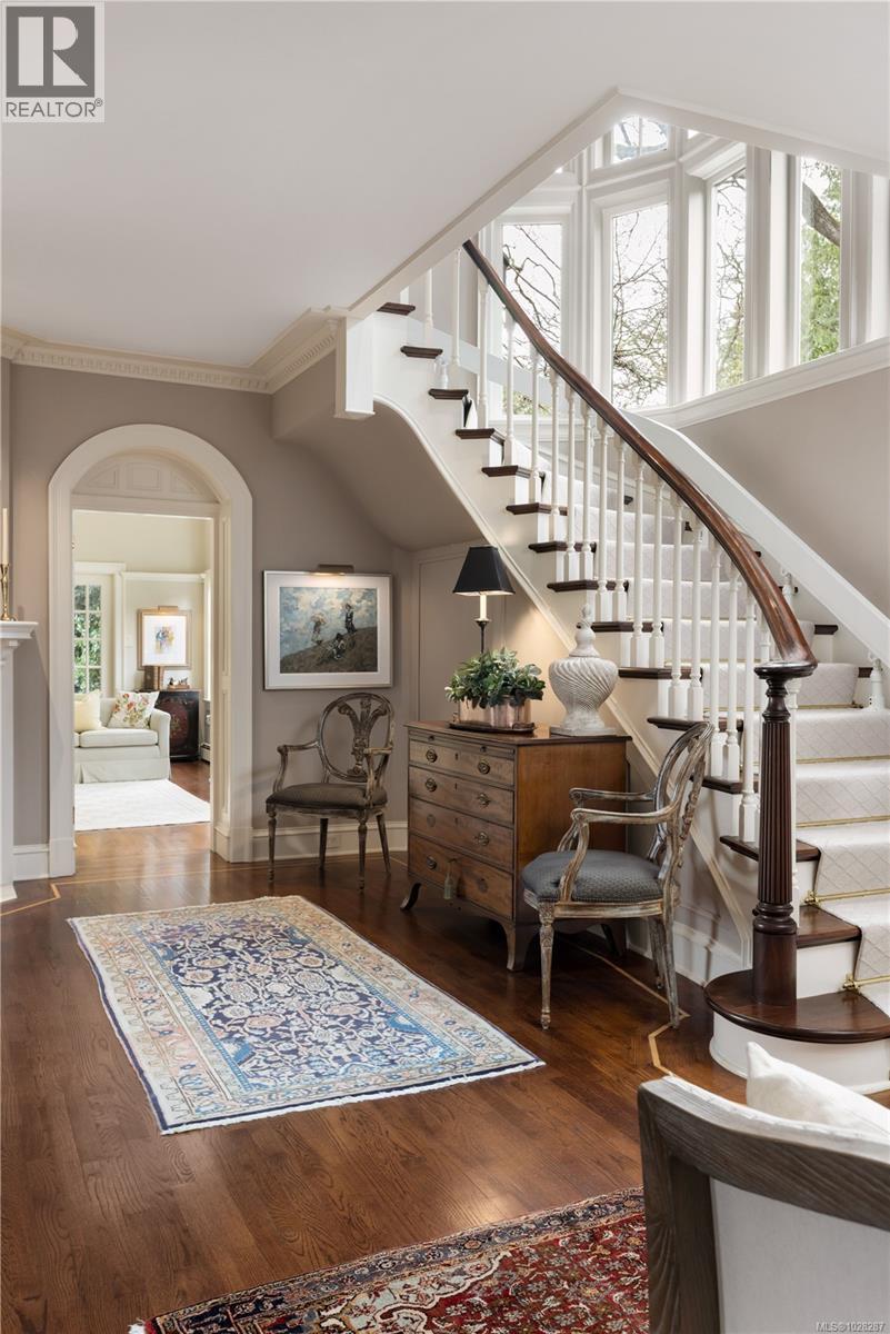 3475 UPPER TERRACE RD - 24