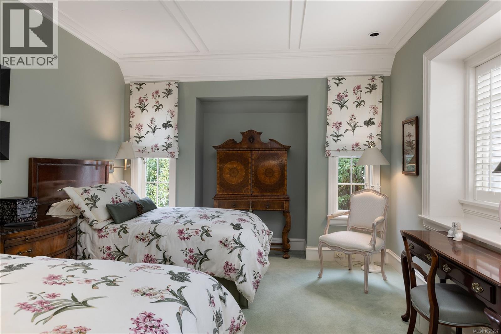 3475 UPPER TERRACE RD - 46