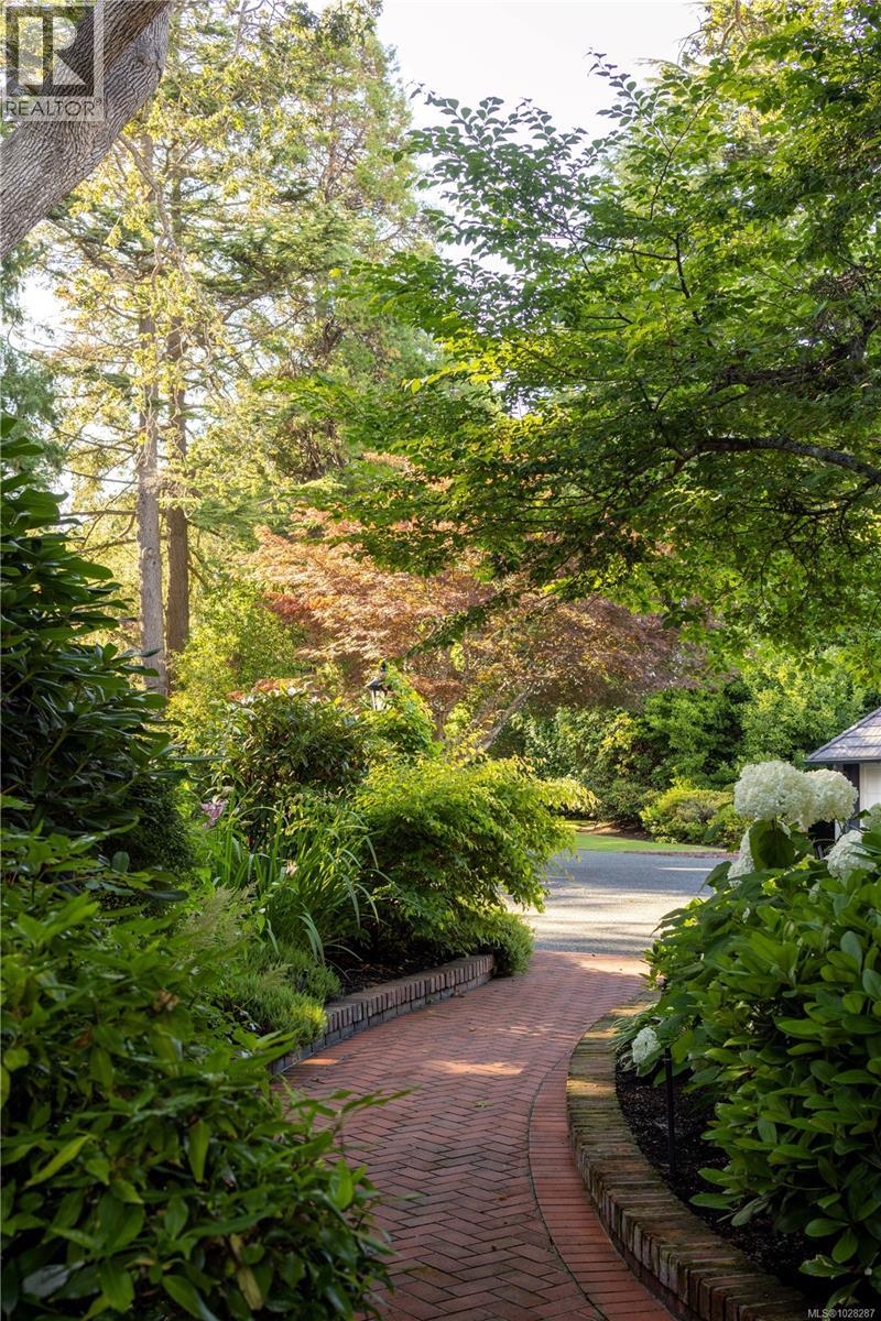 3475 UPPER TERRACE RD - 78