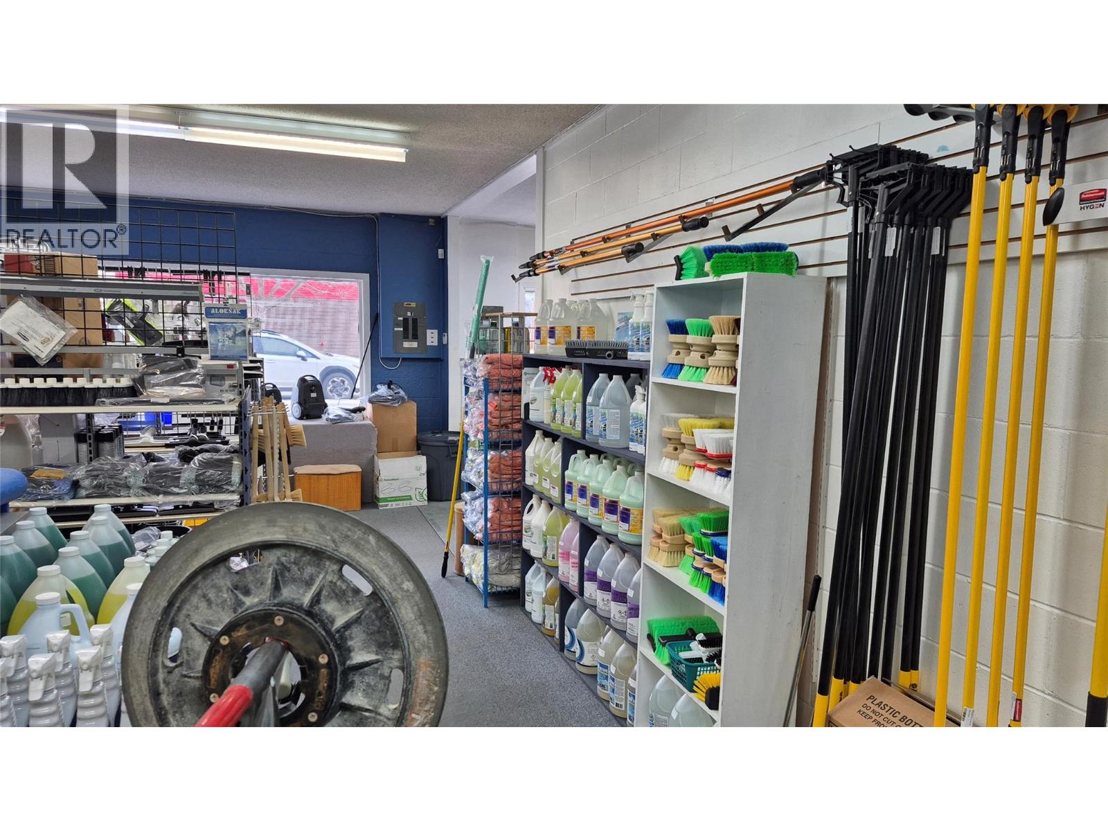  295 5 Street Southwest, Salmon Arm