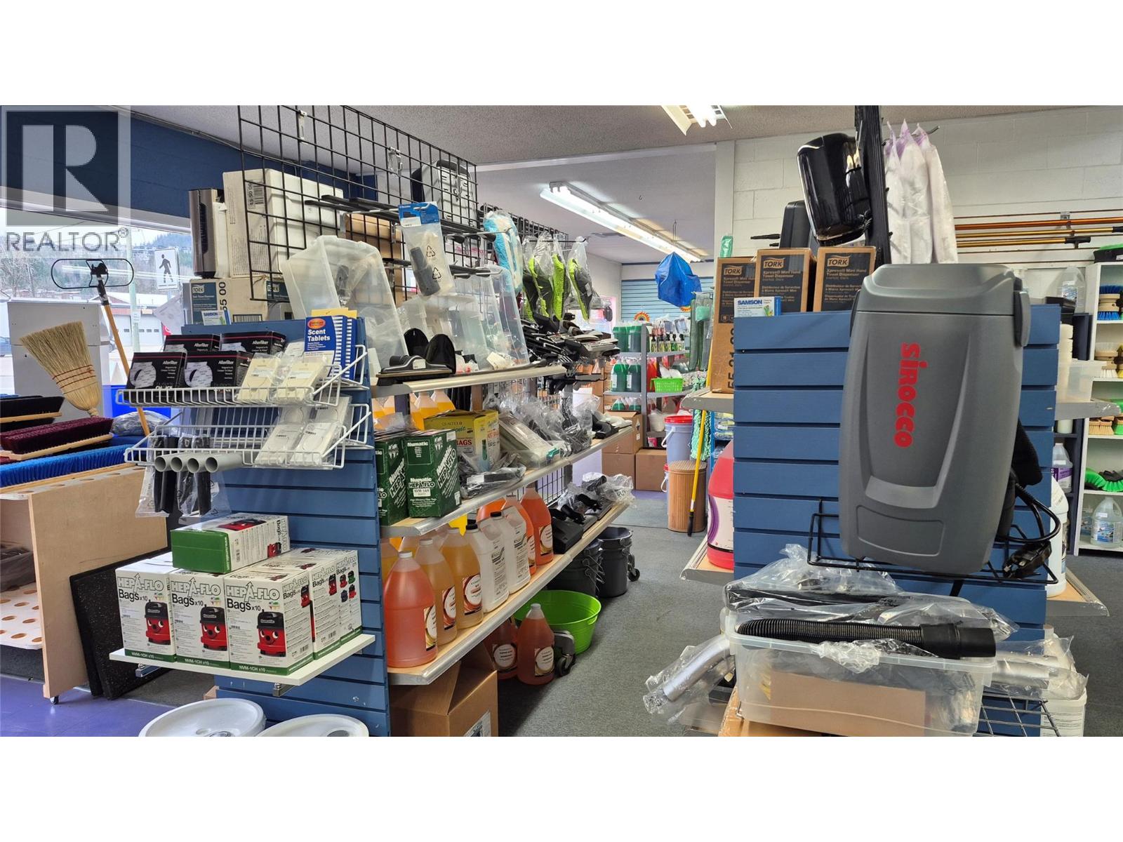  295 5 Street Southwest, Salmon Arm