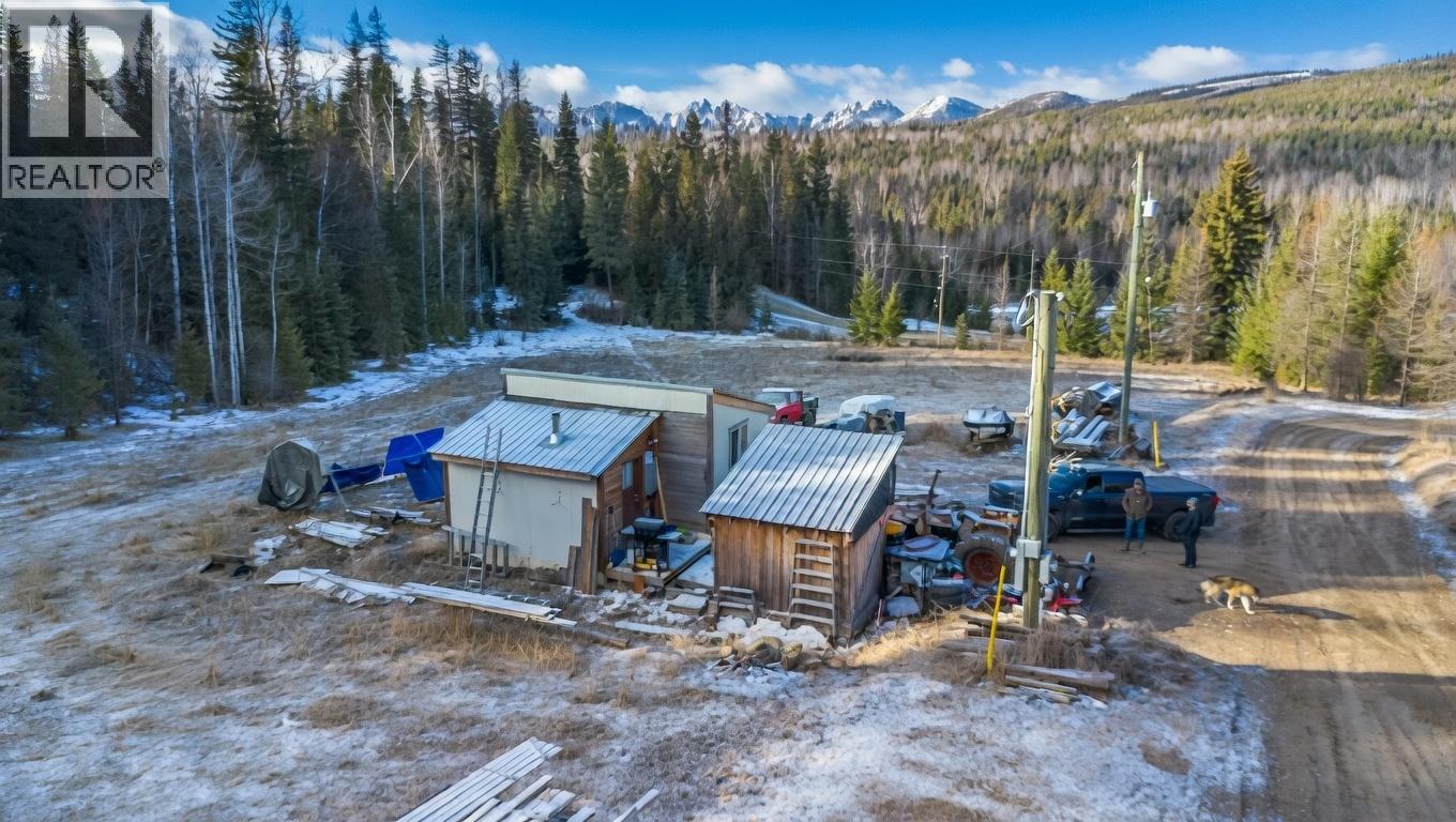 2301 Trinity Valley Road, Lumby